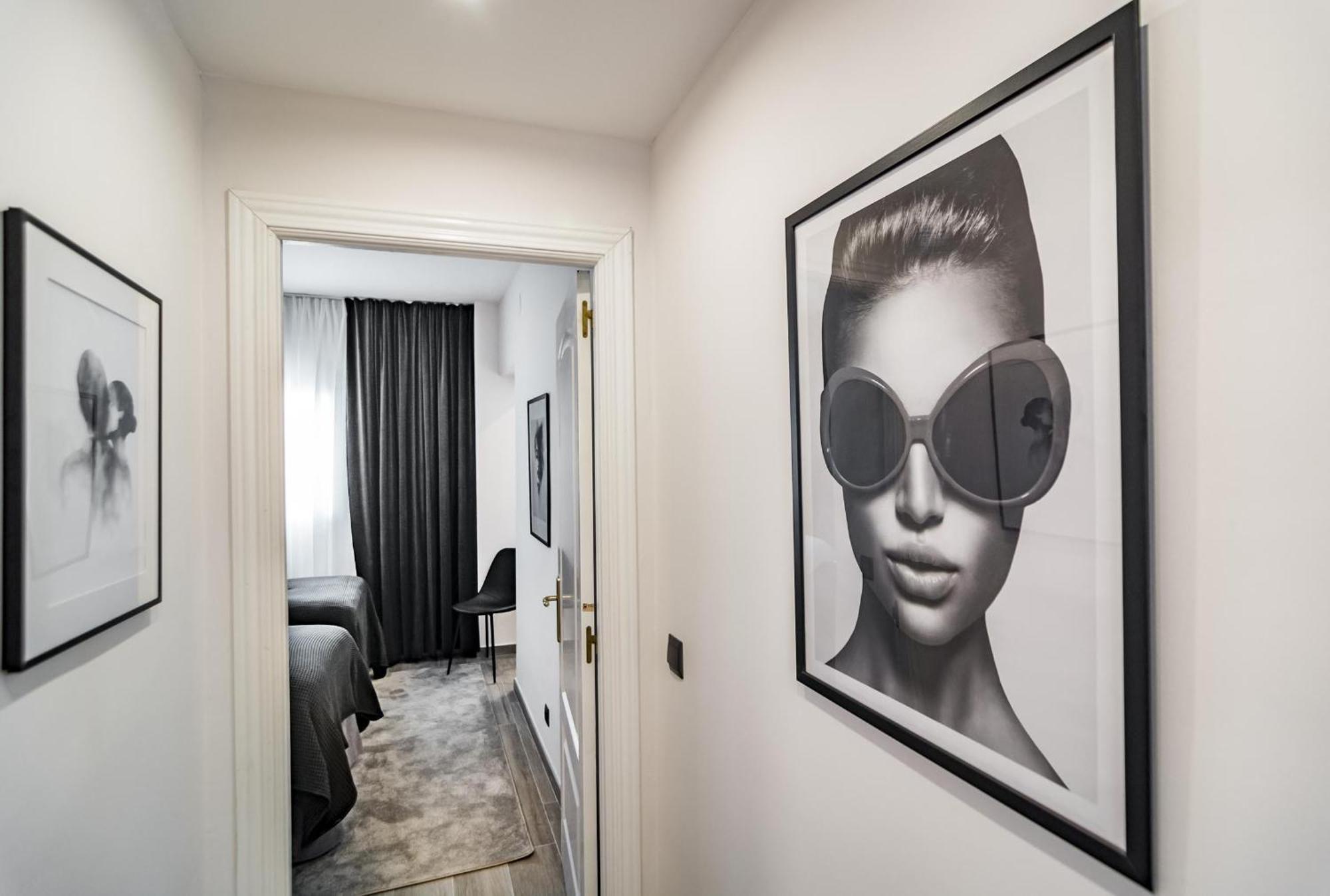 Pr - Stunning Flat Front Line Beach Puerto Banus Marbella Kültér fotó